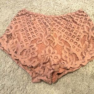 Lulus lace shorts … adorable !